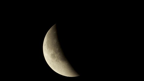 Nocoj bomo lahko opazovali delni Lunin mrk