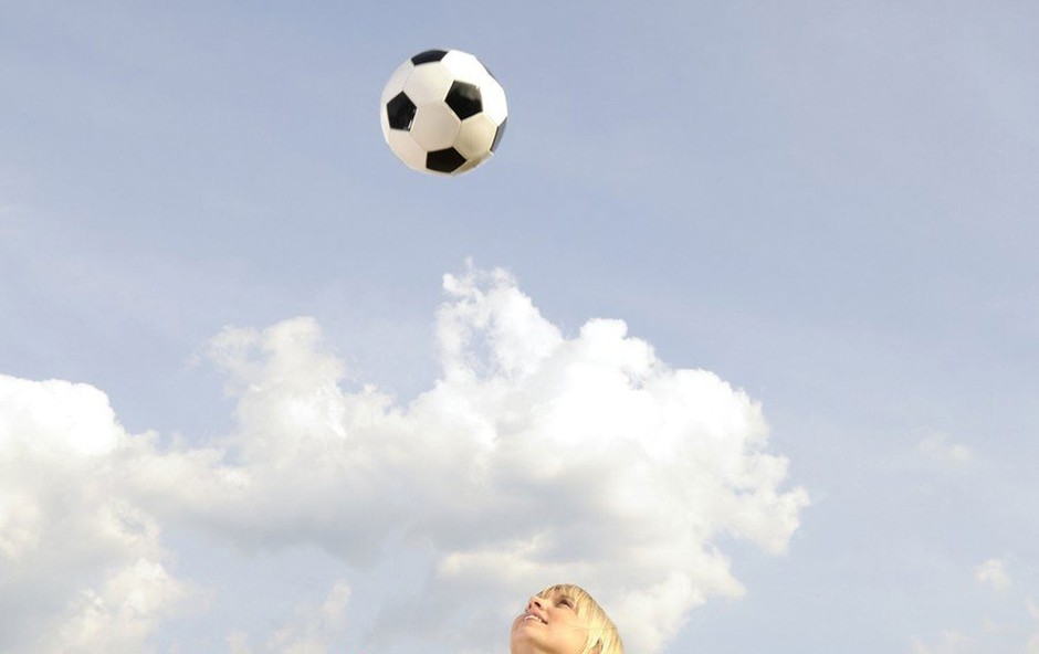 Razbijamo stereotipe: Tudi ženske imajo rade nogomet (foto: Profimedia)