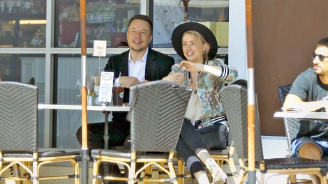 Amber Heard: Elon Musk jo je zapustil