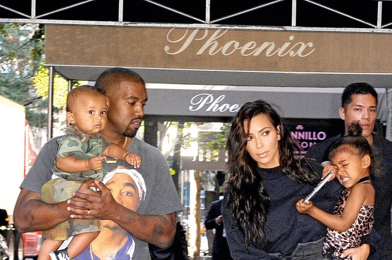 Kim in Kanye: Pričakovala naj bi še enega otroka (foto: Profimedia)