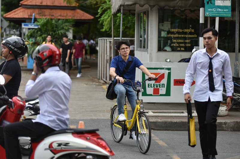 Policija v Bangkoku začela nagrajevati ovaduhe s polovico izterjanih kazni (foto: Profimedia)