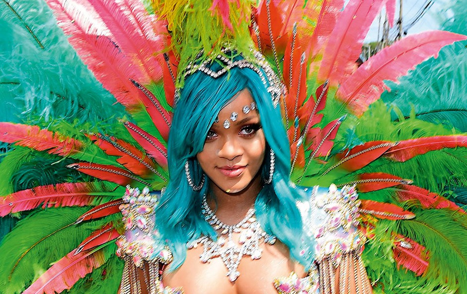 Rihanna: Obline kipele na vse strani (foto: Profimedia)