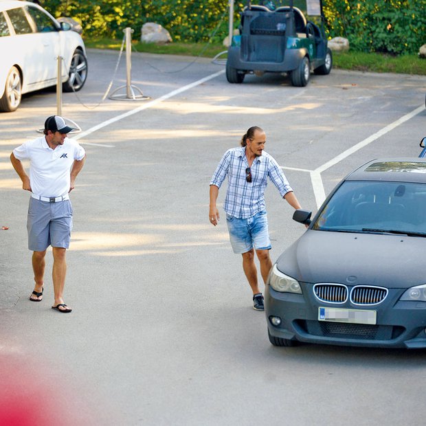 Katere avtomobile vozijo slovenski estradniki?