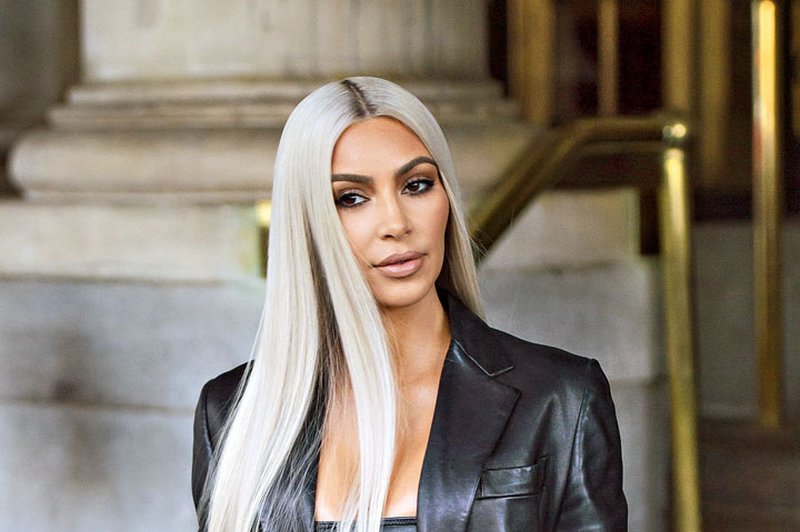 Kim Kardashian: Presenetila z novim videzom (foto: Profimedia)