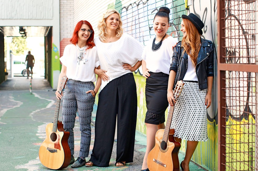 Frajle: Od koncertov na letalu, do samostanov in bolnišnic (foto: osebni arhiv)