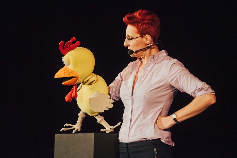 Komičarka Lucija Ćirović navdušila z monokomedijo za odrasle! (foto: Press)