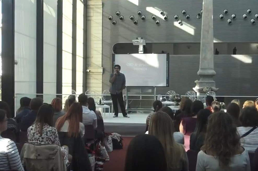 Kako doseči, da bo vaš blog na prvi strani zadetkov na Googlu? (foto: YouTube Govori se)