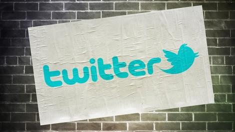 Twitter prepovedal oglaševanje ruskima medijema RT in Sputniku