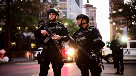 Po terorističnem napadu v New Yorku zaostrene varnostne razmere