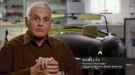 "Čez 20 let klasičnih avtomobilov ne bo več," trdi Bob Lutz!