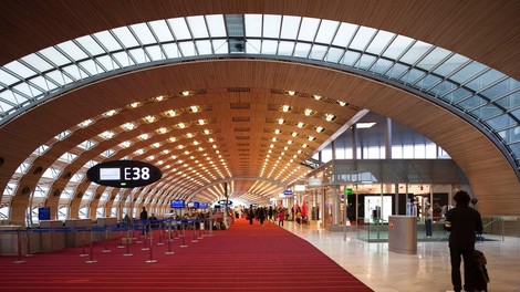 Air France uvedel novosti za potnike iz Slovenije na letališču Charles de Gaulle