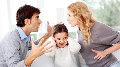 Spori v družini: Lahko se jim izognemo,  še preden se pojavijo