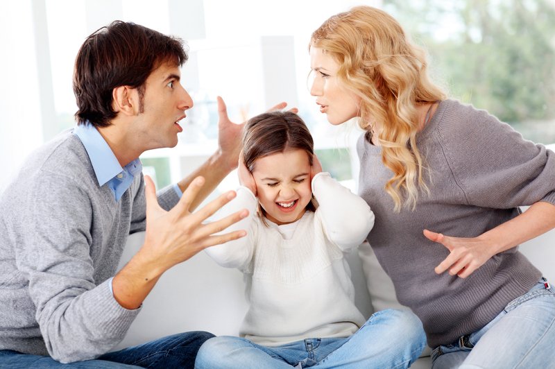 Spori v družini: Lahko se jim izognemo,  še preden se pojavijo (foto: Shutterstock)