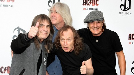 Nekdanji kitarist AC/DC Malcolm Young je umrl