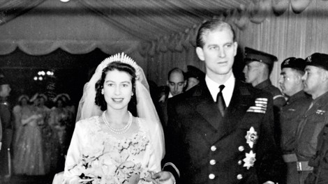 Kraljica Elizabeta in princ Filip sta poročena že 70 let