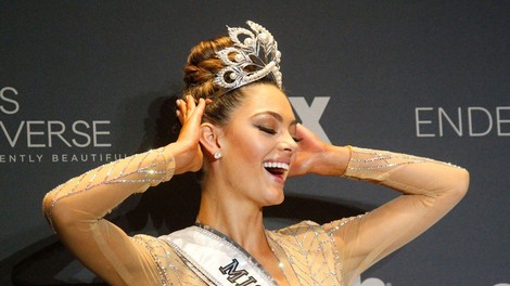 Miss Universe je miss Južne Afrike, med tekmovalkami je bila tudi Emina Ekić!