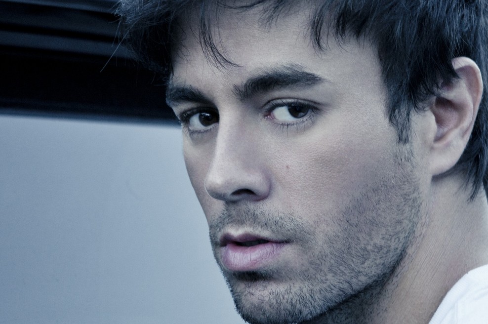 Skrivna nosečnost: Enrique Iglesias in Ana Kurnikova dobila dvojčka! (foto: Press)