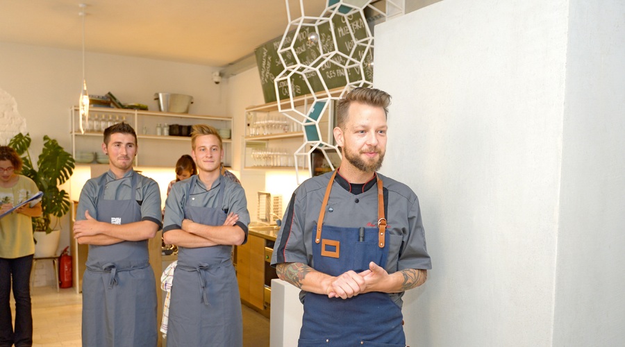Bine Volčič: Pogreša kamere! Spet v MasterChef? (foto: Primož Predalič)