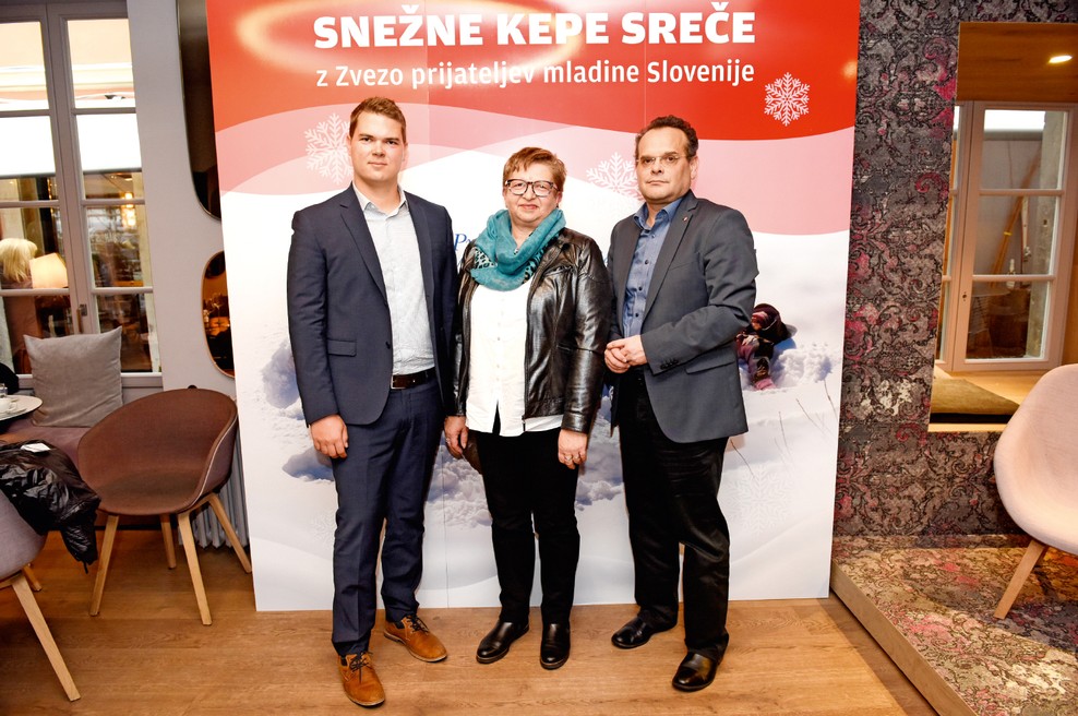 Dobrodelna akcija: Snežne kepe sreče za nepozabno zimovanje otrok (foto: Žiga Zupan)