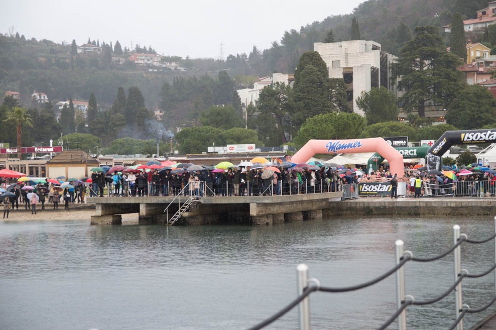 Dež ni pokvaril vzdušja saj je dogodek obiskalo veliko število ljudi iz vse Slovenije.