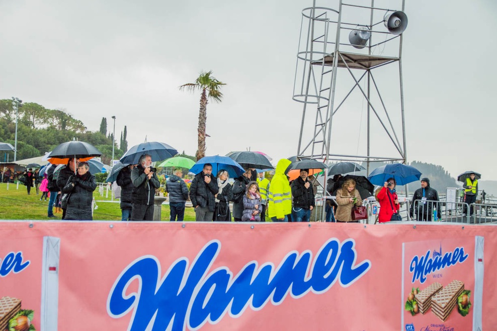 Dogodek je potekal v dežju a zato ni bil nič slabše obiskan kot prejšnja leta.