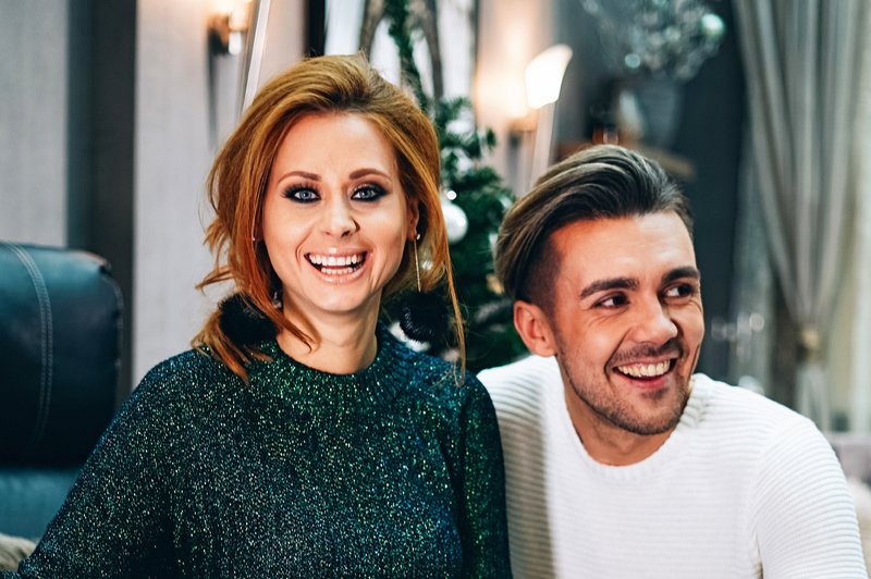 Partnerski odnos Aleša Vovka - Raaya in Marjetke Vovk glede na horoskop (foto: Raay Music)
