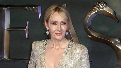 Se J.K. Rowling ne da več pisati knjig in bo zdaj pisala le še scenarije?