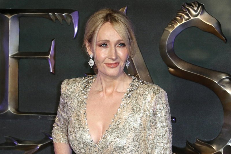 Se J.K. Rowling ne da več pisati knjig in bo zdaj pisala le še scenarije? (foto: profimedia)
