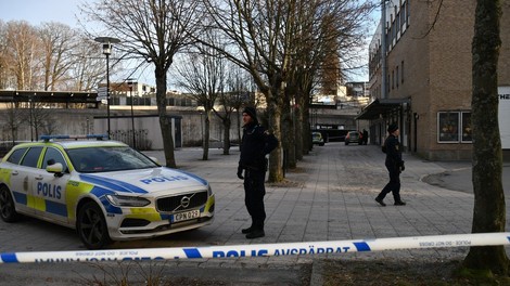 Eksplozija pred postajo podzemne železnice v Stockholmu verjetno ni teroristično dejanje