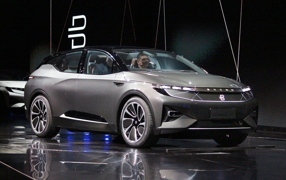 Kitajski startup razvil pametni avto, ki bo stal 45.000 dolarjev! (foto: profimedia)