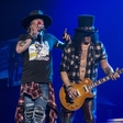 Guns N' Roses spet v polni postavi in na uspešni turneji