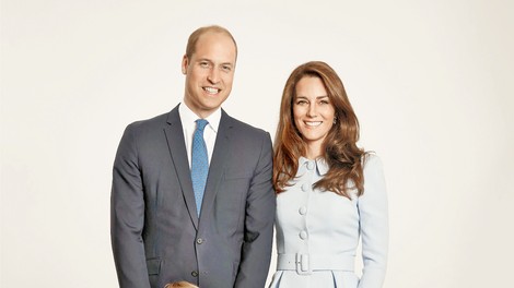 Princ William in vojvodinja Kate na družinskem portretu