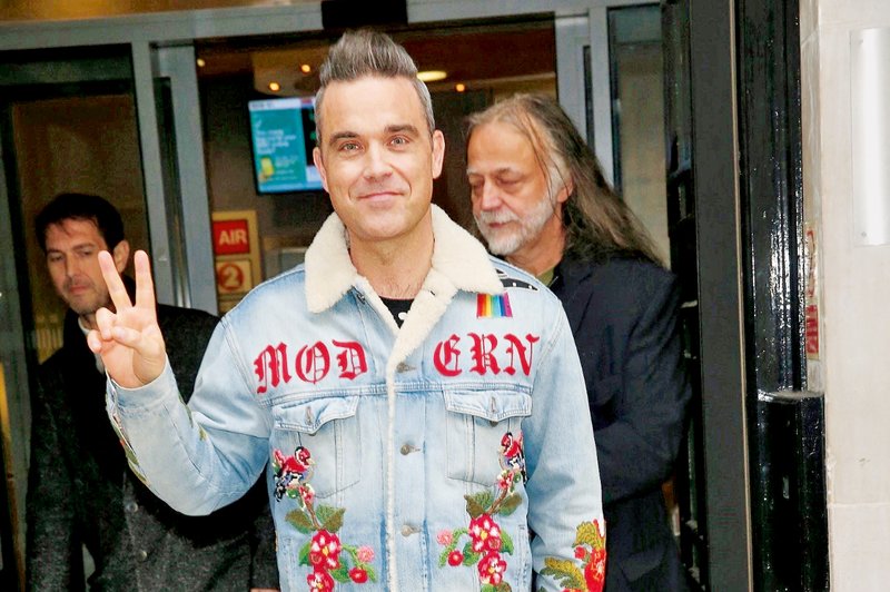 Robbie Williams zaradi bolezni odpovedal turnejo (foto: Profimedia)