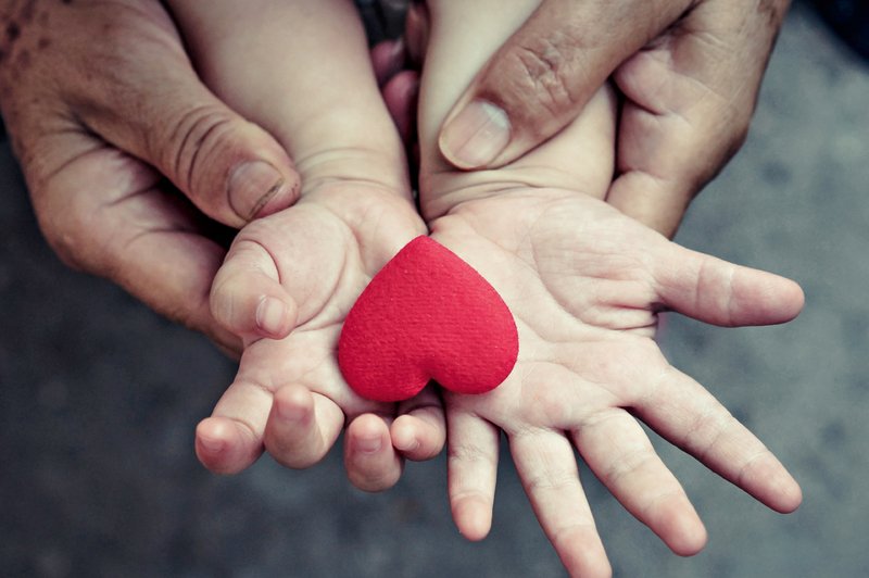 Empatija - nujno jo potrebujejo tako otroci kot starši (foto: Shutterstock)
