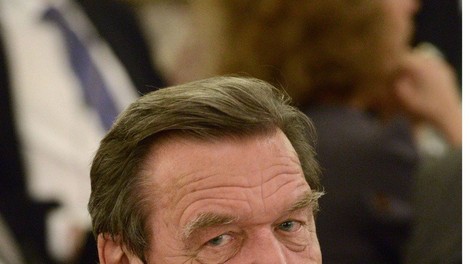 Bivši nemški kancler Schröder se bo poročil že petič!
