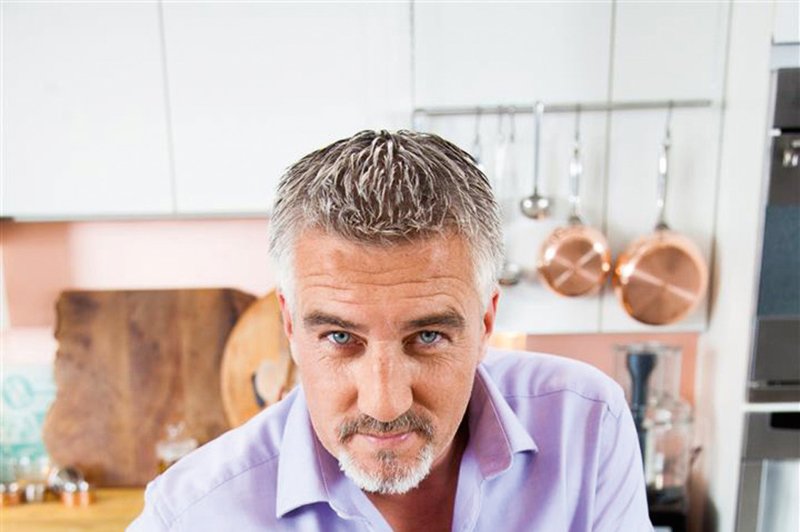 Paul Hollywood  - slaščičar, ki vabi v svojo kuhinjo (foto: Profimedia)
