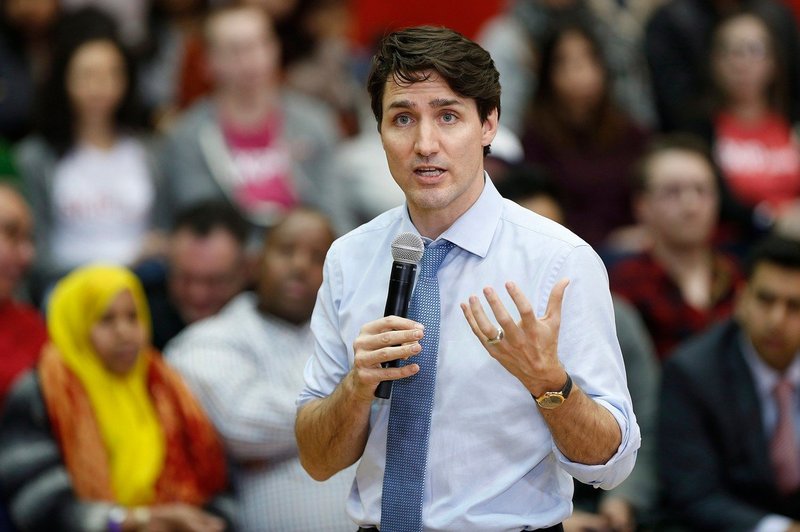 Kanadski premier Justin Trudeau je tarča kritik konzervativcev zaradi pretirane spolne nevtralnosti (foto: profimedia)