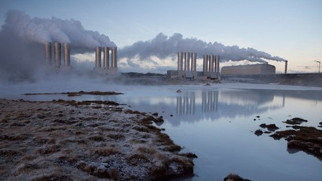 Zaradi masovnega rudarjenja bitcoinov se Islandija sooča s primanjkljajem elektrike