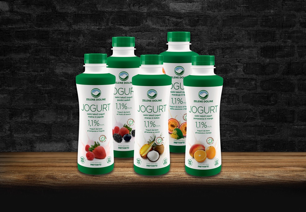 Zanimivo je sicer, da slovenski trg široke potrošnje vsako leto preplavi med 15 in 20 tisoč novih, izboljšanih ali spremenjenih izdelkov, a se po nekaterih podatkih iz prodaje v prvem letu umakne kar 80 % teh. To je le še eden od dokazov, da izdelki danes le s težavo prepričajo potrošnike, prav zato številna podjetja veliko svojega časa in truda namenjajo novostim in sledenju trendov. Z inovacijami in izboljšavami pa se z roko v roki sprehajajo tudi marketinški prijemi, ki vedno znova iščejo nove kreativne pristope k predajanju sporočila določenega podjetja. Letos je pečat prejelo 24 izdelkov v 24 kategorijah iz sektorja hitre potrošnje, ki zaobjema kategorije od hrane, pijače do izdelkov za osebno nego, gospodinjskih pripomočkov, izdelkov za gospodinjstvo ... Izdelke vam predstavljamo v nadaljevanju.