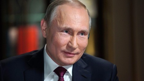 Putin v predvolilnem filmu razkril vrsto skrivnosti: od resnih političnih do zelo rumenih!