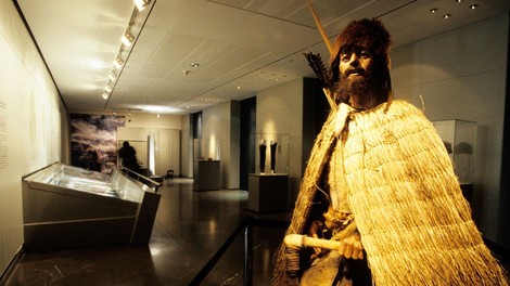 Ledeni Ötzi z življenjem nadaljuje na - filmu!