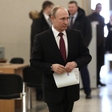 Vladimir Putin na volitvah za ruskega predsednika potrdil svoj četrti mandat!