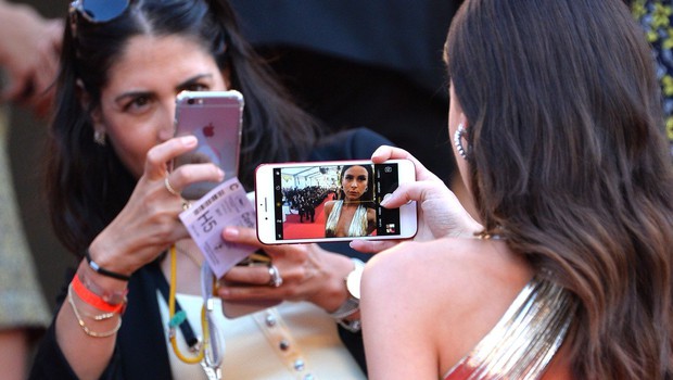 Canski festival prepovedal selfije na rdeči preprogi (foto: profimedia)