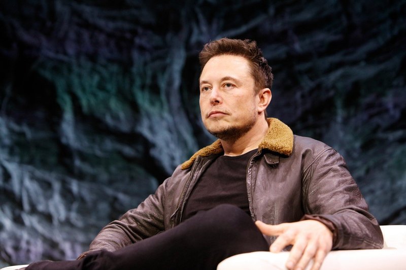 Elon Musk s Facebooka izbrisal profila podjetij Tesla in Space X (foto: profimedia)
