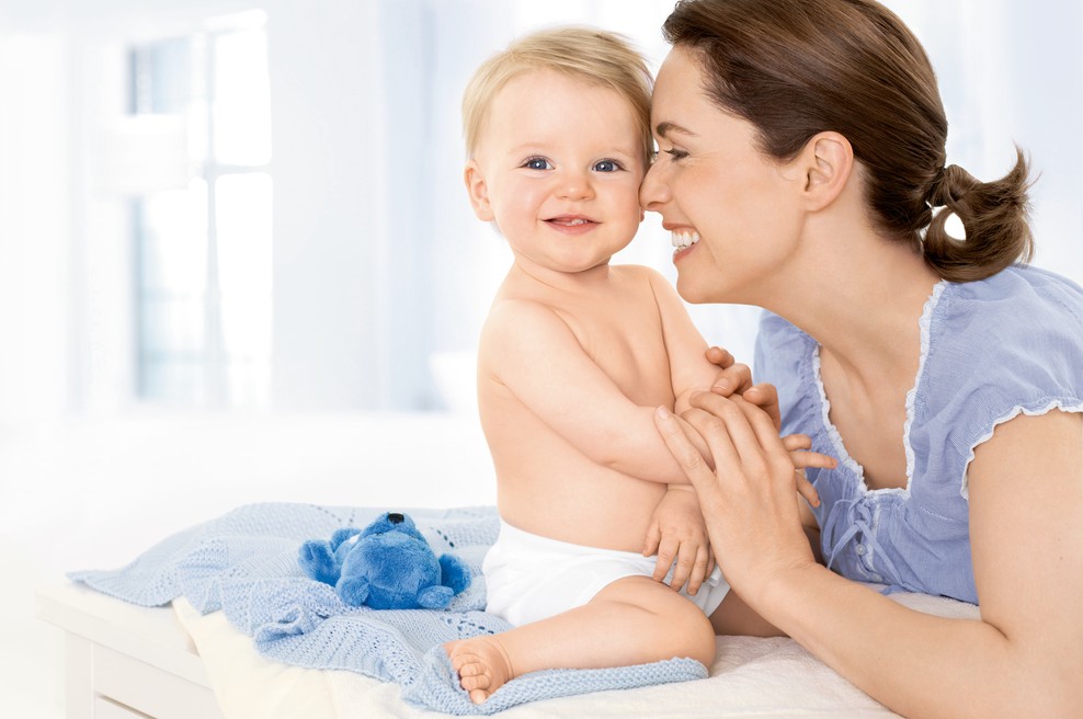 Nič solz med kopanjem dojenčka (foto: Nivea Promo)