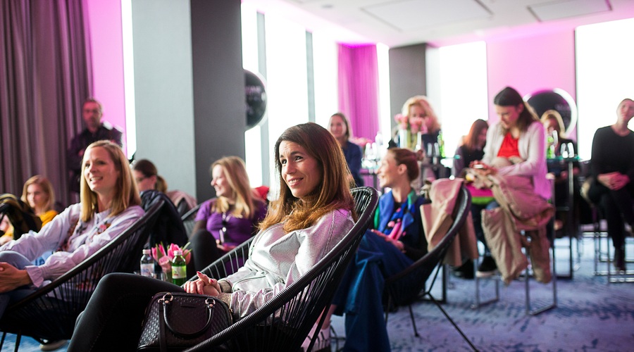 Ljubiteljice ličenja dobile profesionalno NIVEA linijo odstranjevalcev ličil (foto: Nivea Press)