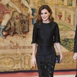 Kraljica Letizia se od te črne obleke nikakor ne želi ločiti