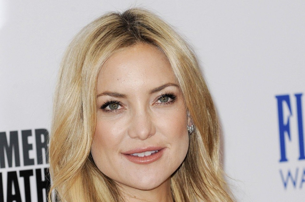 Kate Hudson je pokazala svoj nosečniški trebušček (foto: Profimedia)