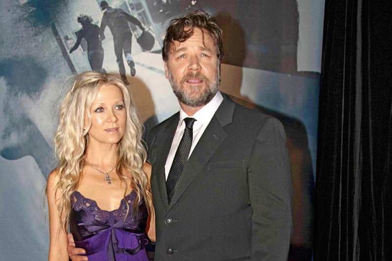 Russell Crowe je z veliko zabavo proslavil - ločitev! (foto: Profimedia)