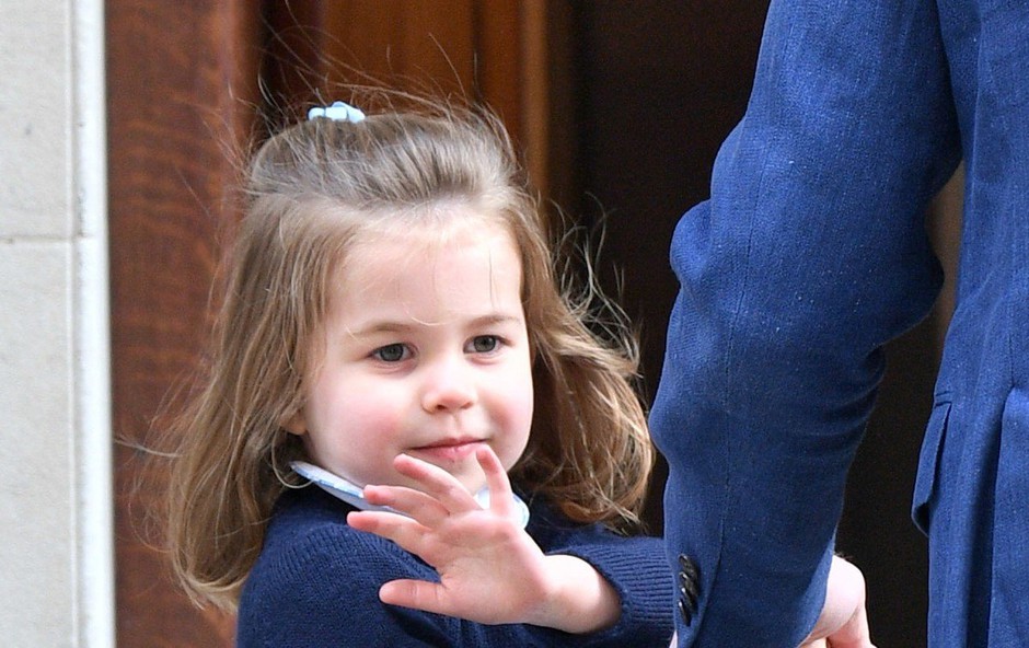 Princesa Charlotte je ob obisku malega princa s to gesto vse takoj očarala! (foto: Profimedia)
